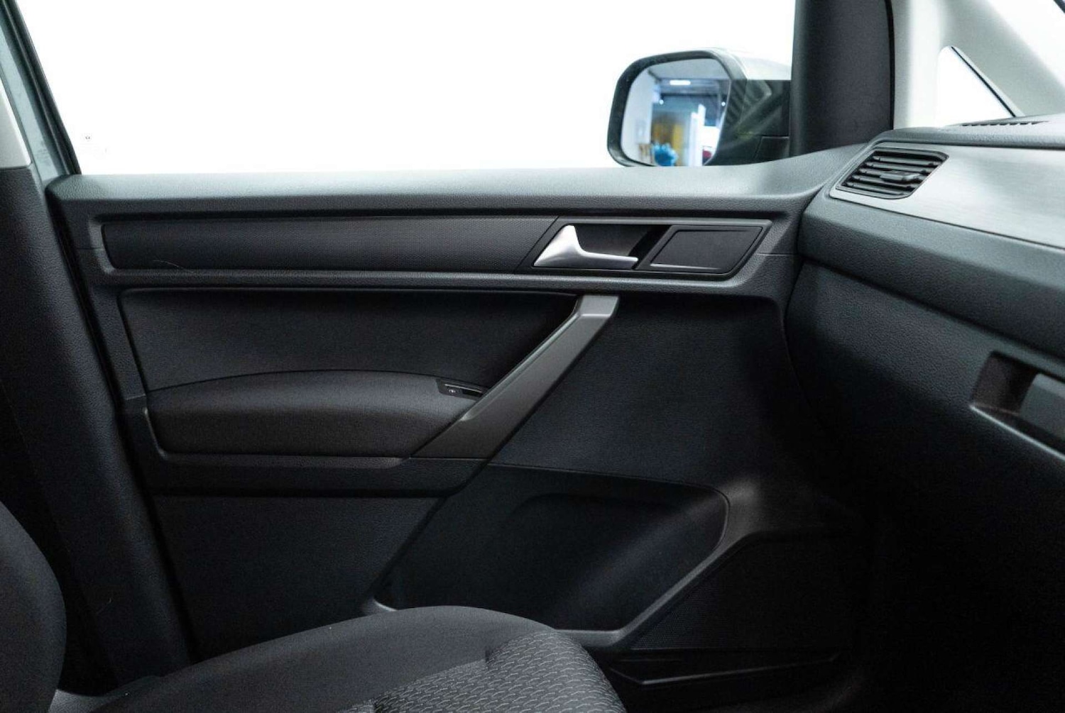 Used Volkswagen Caddy Life 2020 for sale - 77930935: Photo 31