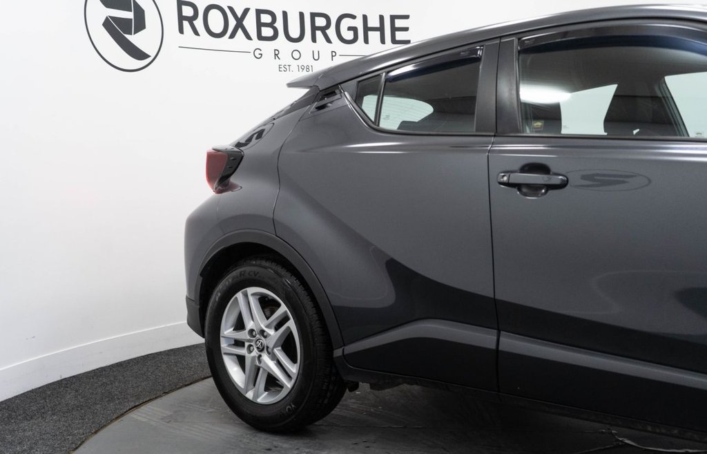 Used Toyota C-HR 2022 for sale - 77327858: Photo 13