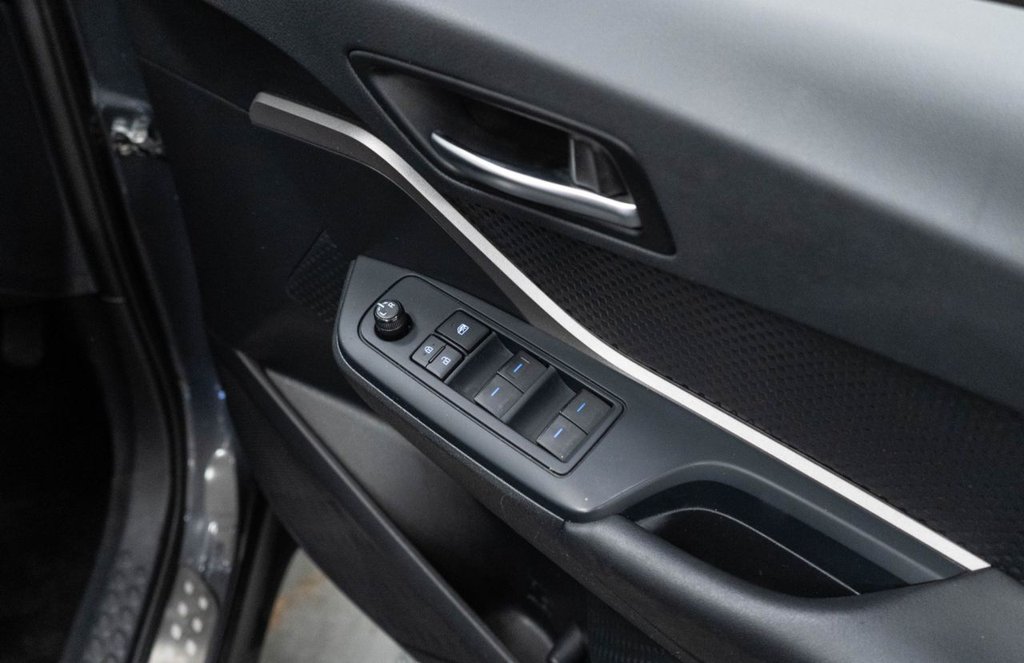 Used Toyota C-HR 2022 for sale - 77327858: Photo 22