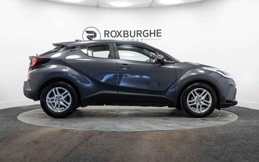 Used Toyota C-HR 2022 for sale - 77327858: Photo 8