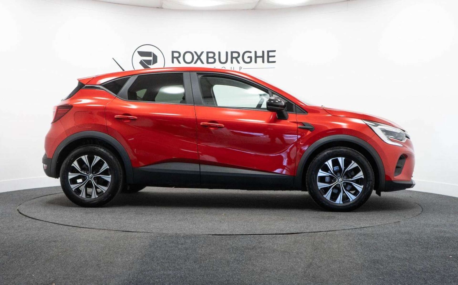 Used Renault Captur 2023 for sale - 77930854: Photo 9