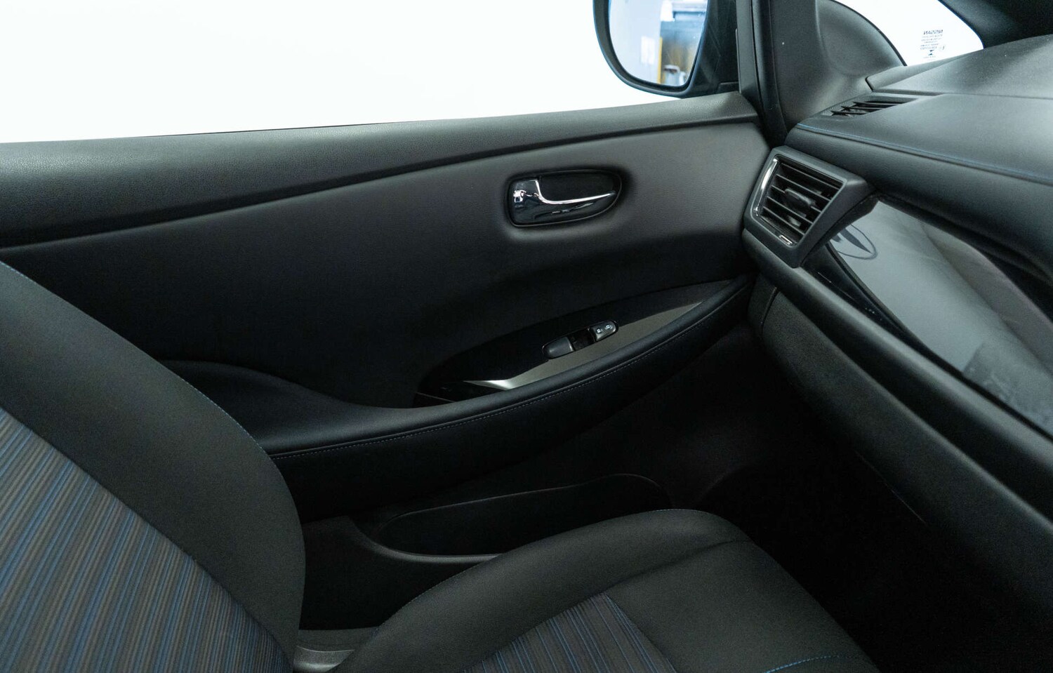 Used Nissan Leaf 2022 for sale - 78027754: Photo 33