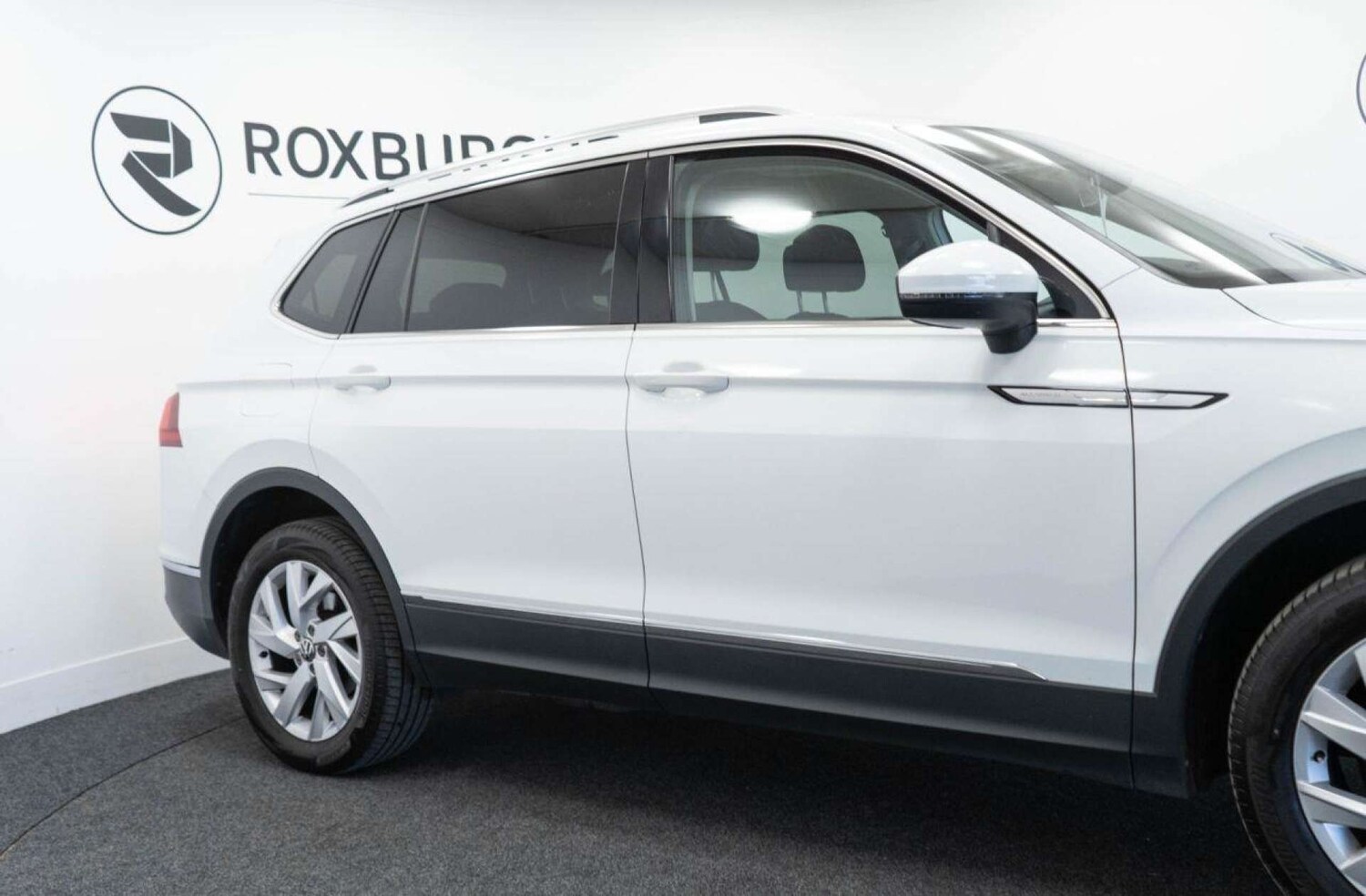 Used Volkswagen Tiguan Allspace 2023 for sale - 77930765: Photo 13