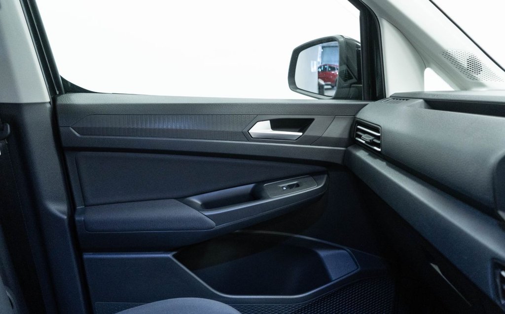 Used Volkswagen Caddy Maxi 2022 for sale - 76582003: Photo 32