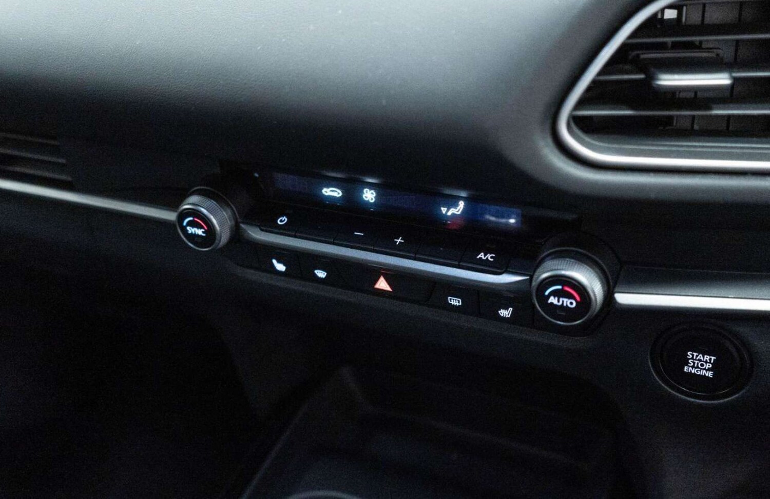 Used Mazda CX-30 2021 for sale - 77930676: Photo 28