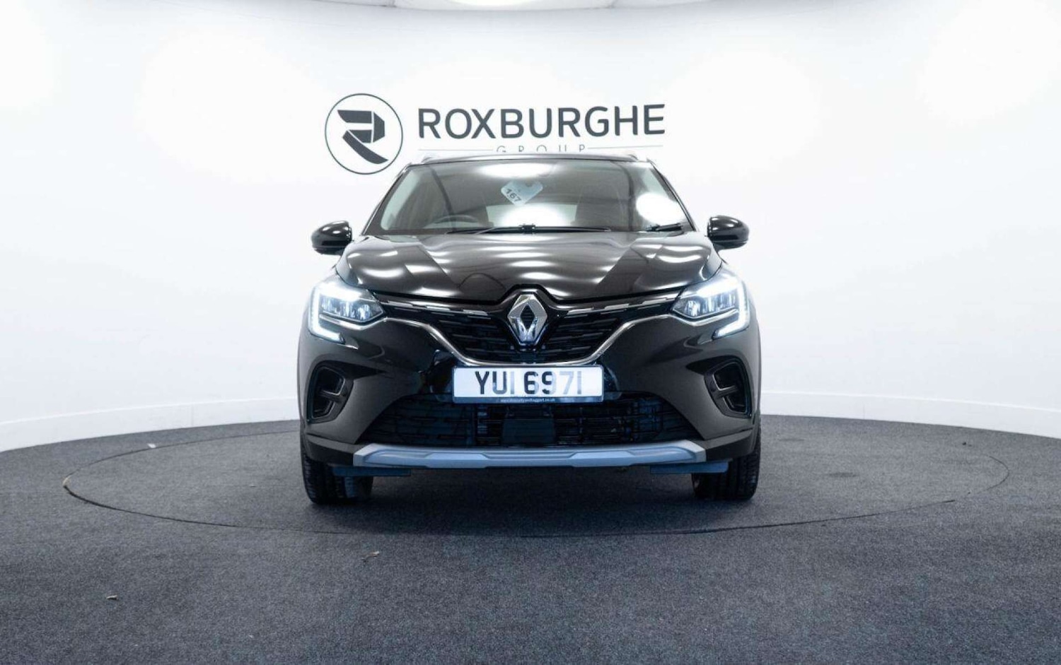 Used Renault Captur 2023 for sale - 77930784: Photo 2