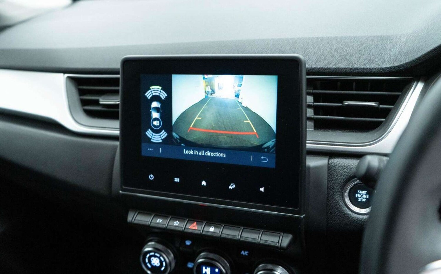 Used Renault Captur 2023 for sale - 77930784: Photo 26