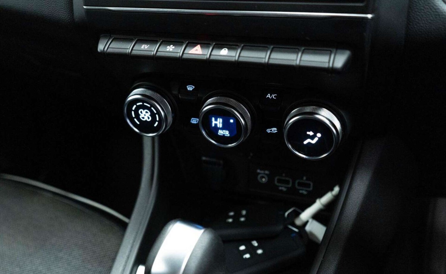 Used Renault Captur 2023 for sale - 77930784: Photo 27