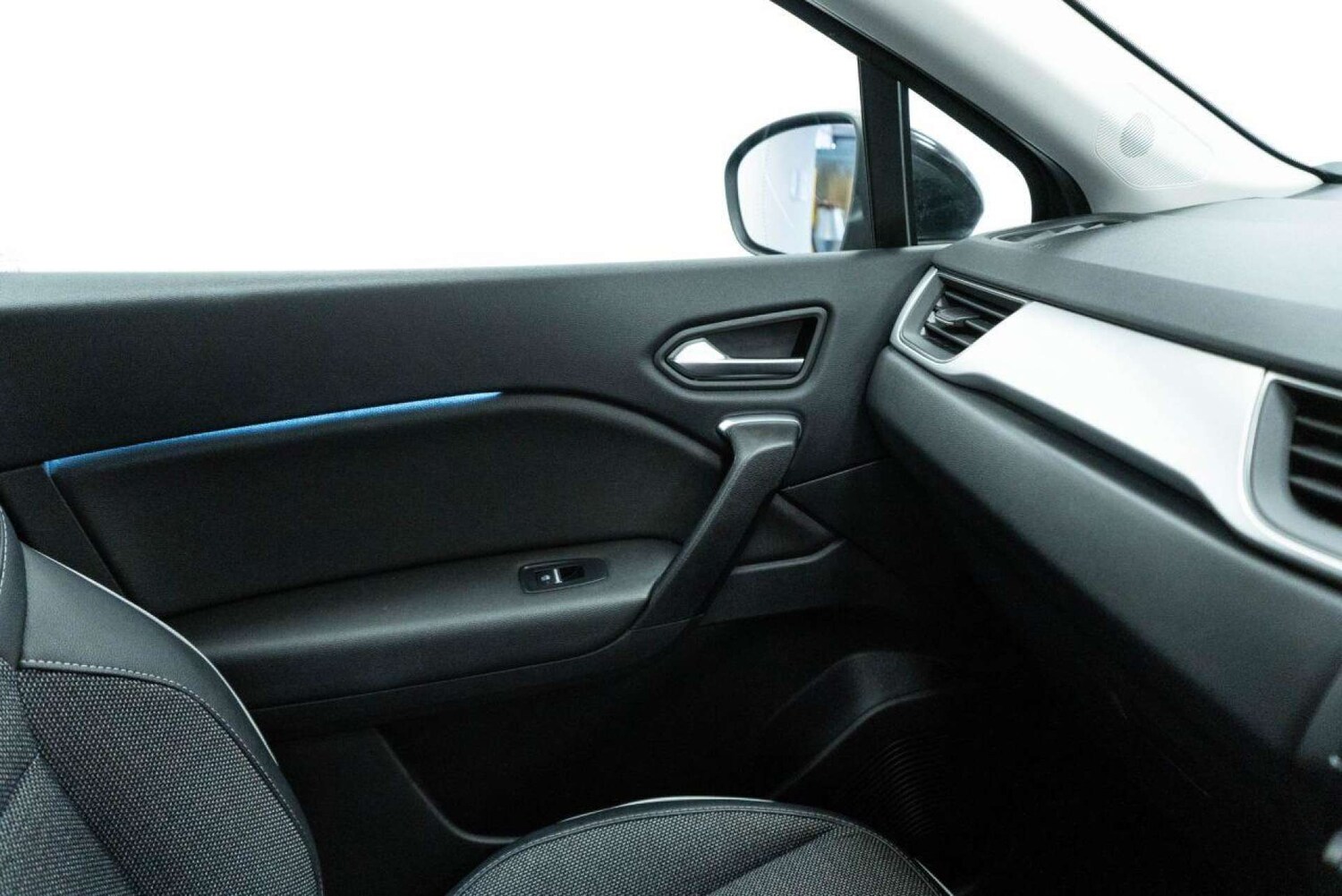 Used Renault Captur 2023 for sale - 77930784: Photo 29