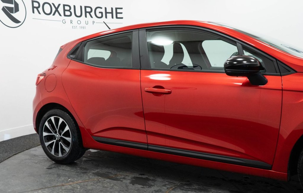 Used Renault Clio 2022 for sale - 77520622: Photo 12