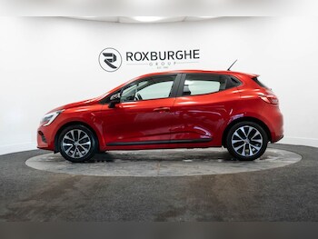 Used Renault Clio 2022 for sale - 77520622: Photo