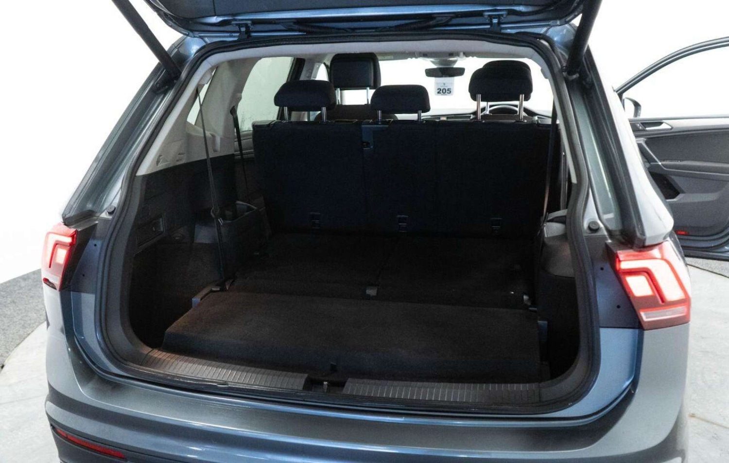 Used Volkswagen Tiguan Allspace 2020 for sale - 77930858: Photo 35