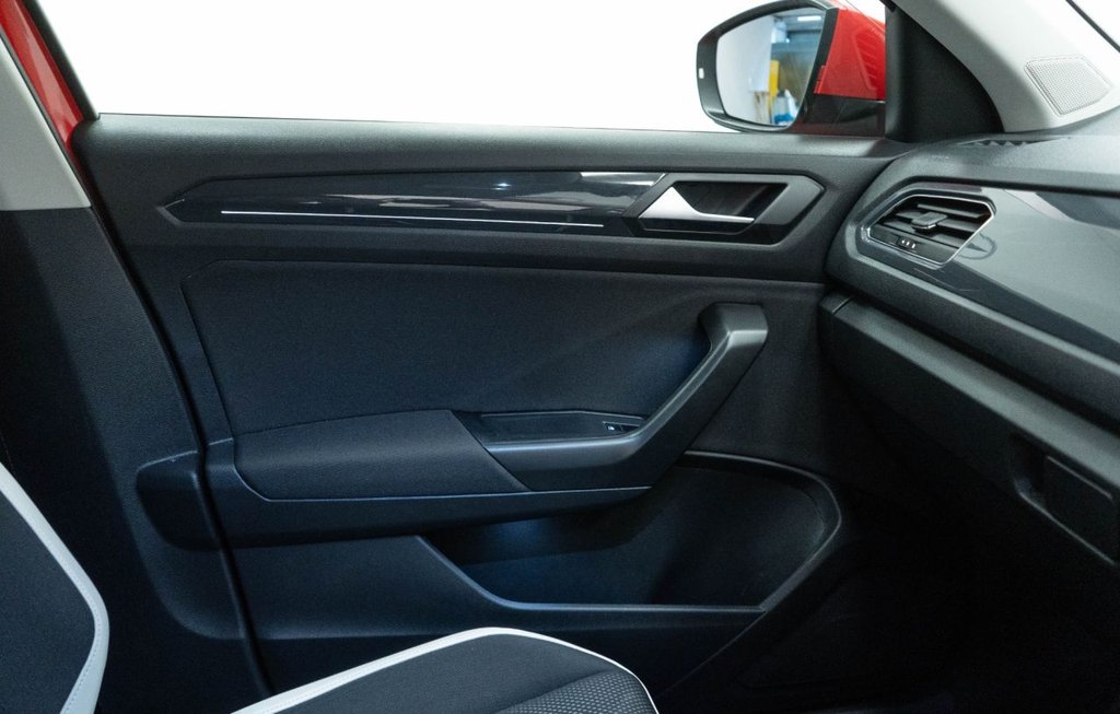 Used Volkswagen T-Roc 2020 for sale - 77546857: Photo 32