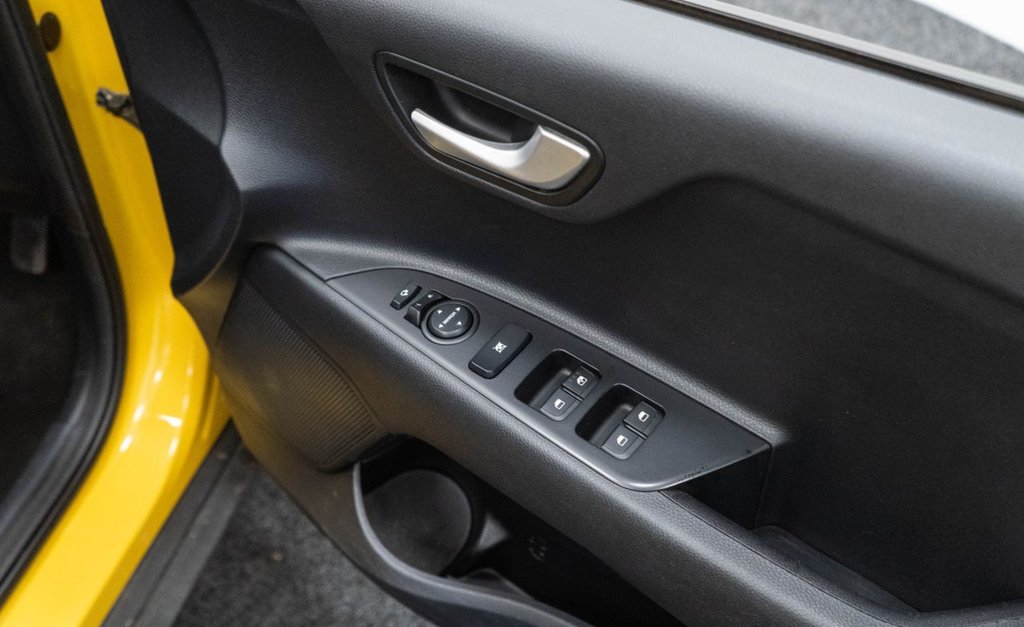 Used Kia Stonic 2022 for sale - 77642433: Photo 21