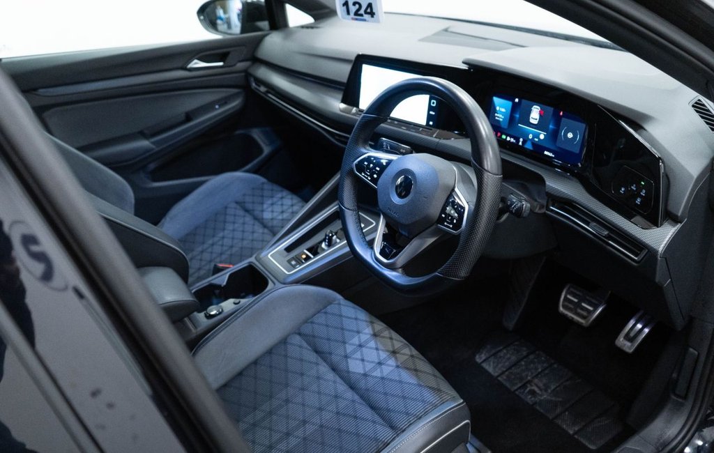 Used Volkswagen Golf 2020 for sale - 77546684: Photo 20