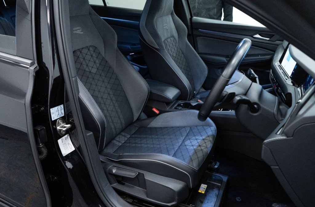 Used Volkswagen Golf 2020 for sale - 77546684: Photo 21