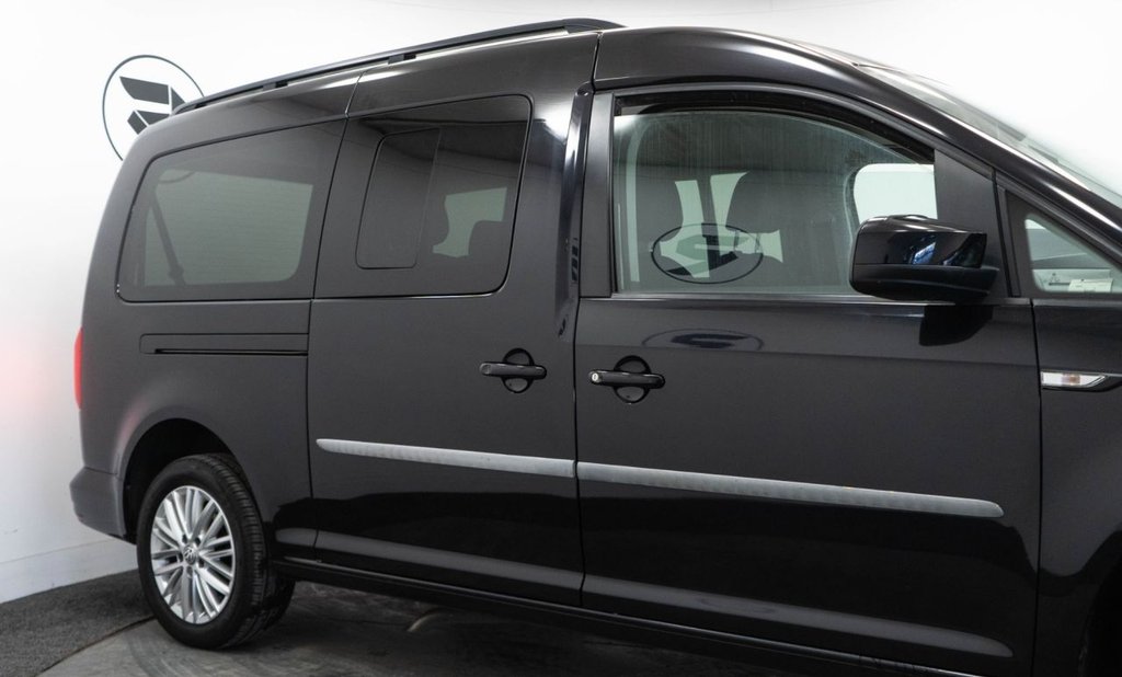 Used Volkswagen Caddy Maxi Life 2018 for sale - 76900330: Photo 13