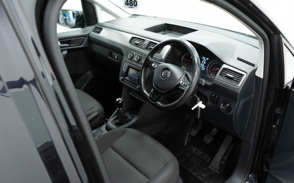 Used Volkswagen Caddy Maxi Life 2018 for sale - 76900330: Photo 20