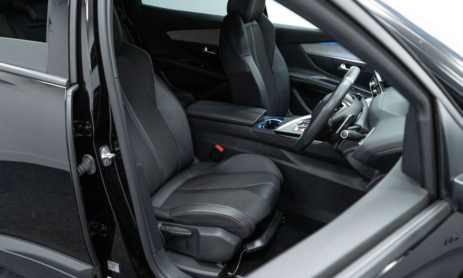 Used Peugeot 3008 2023 for sale - 78003720: Photo 23