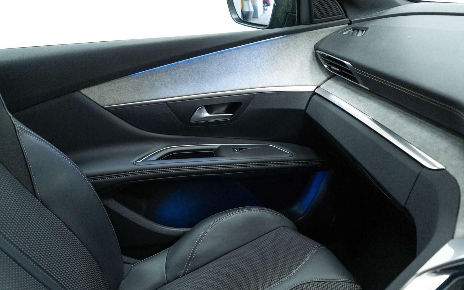 Used Peugeot 3008 2023 for sale - 78003720: Photo 34