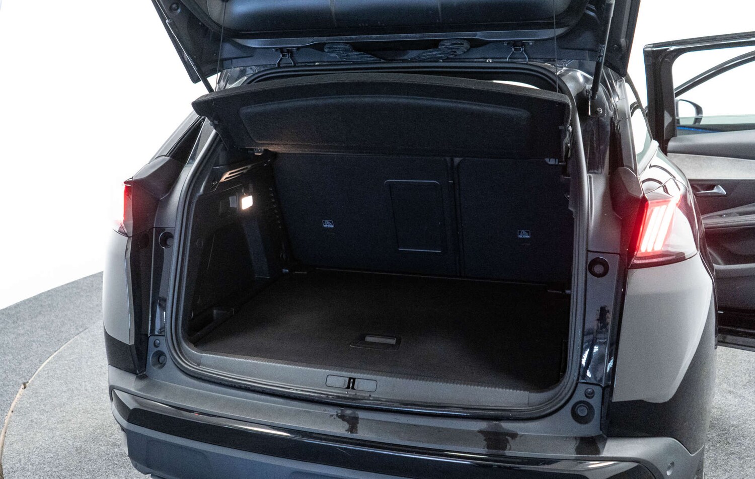 Used Peugeot 3008 2023 for sale - 78003720: Photo 37