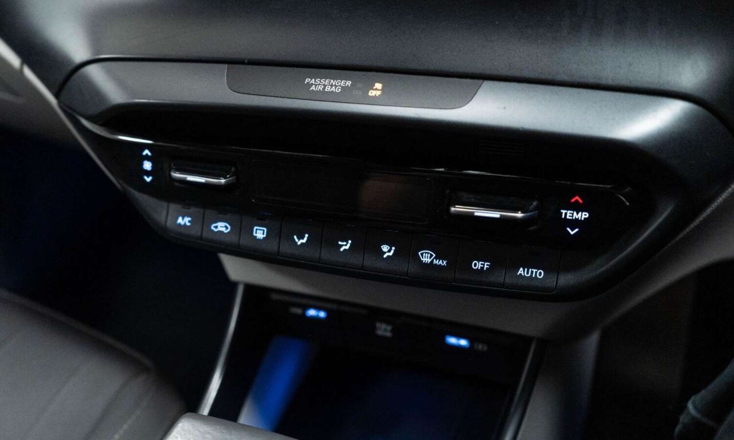 Used Hyundai BAYON 2023 for sale - 77930649: Photo 29