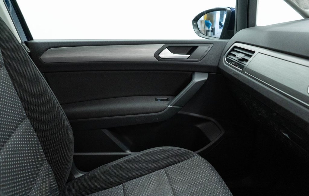 Used Volkswagen Touran 2020 for sale - 76923293: Photo 32
