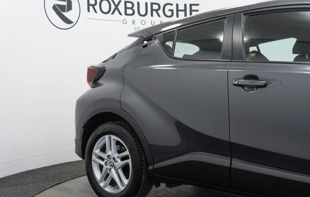 Used Toyota C-HR 2022 for sale - 76406351: Photo 14