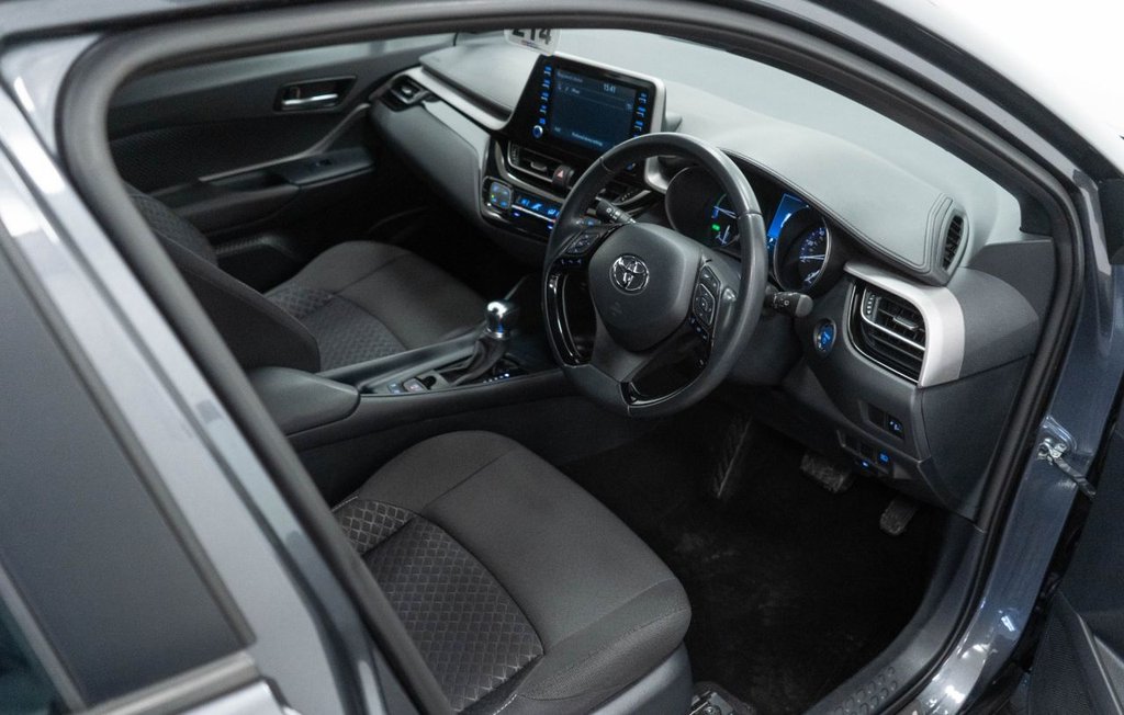 Used Toyota C-HR 2022 for sale - 76406351: Photo 19