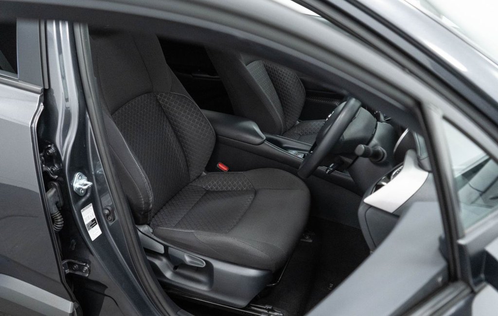 Used Toyota C-HR 2022 for sale - 76406351: Photo 20