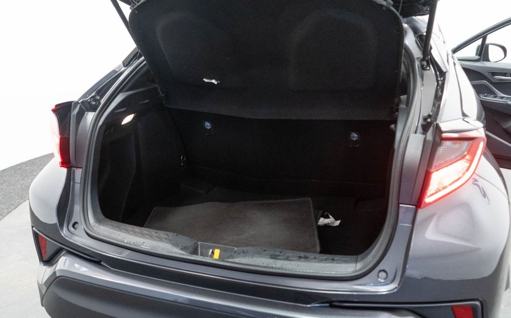 Used Toyota C-HR 2022 for sale - 76406351: Photo 32