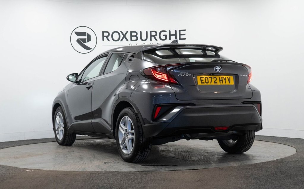 Used Toyota C-HR 2022 for sale - 76406351: Photo 5