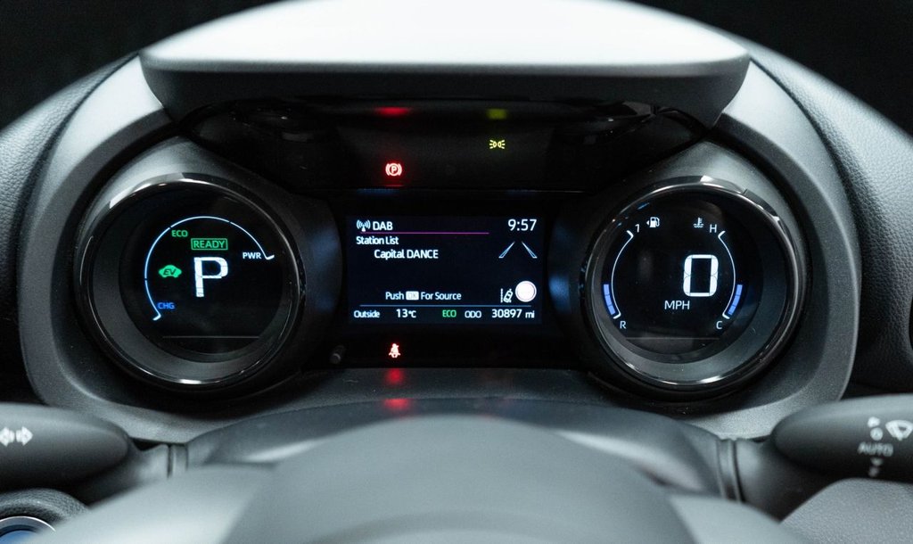 Used Mazda Mazda2 HYBRID 2022 for sale - 76900493: Photo 25