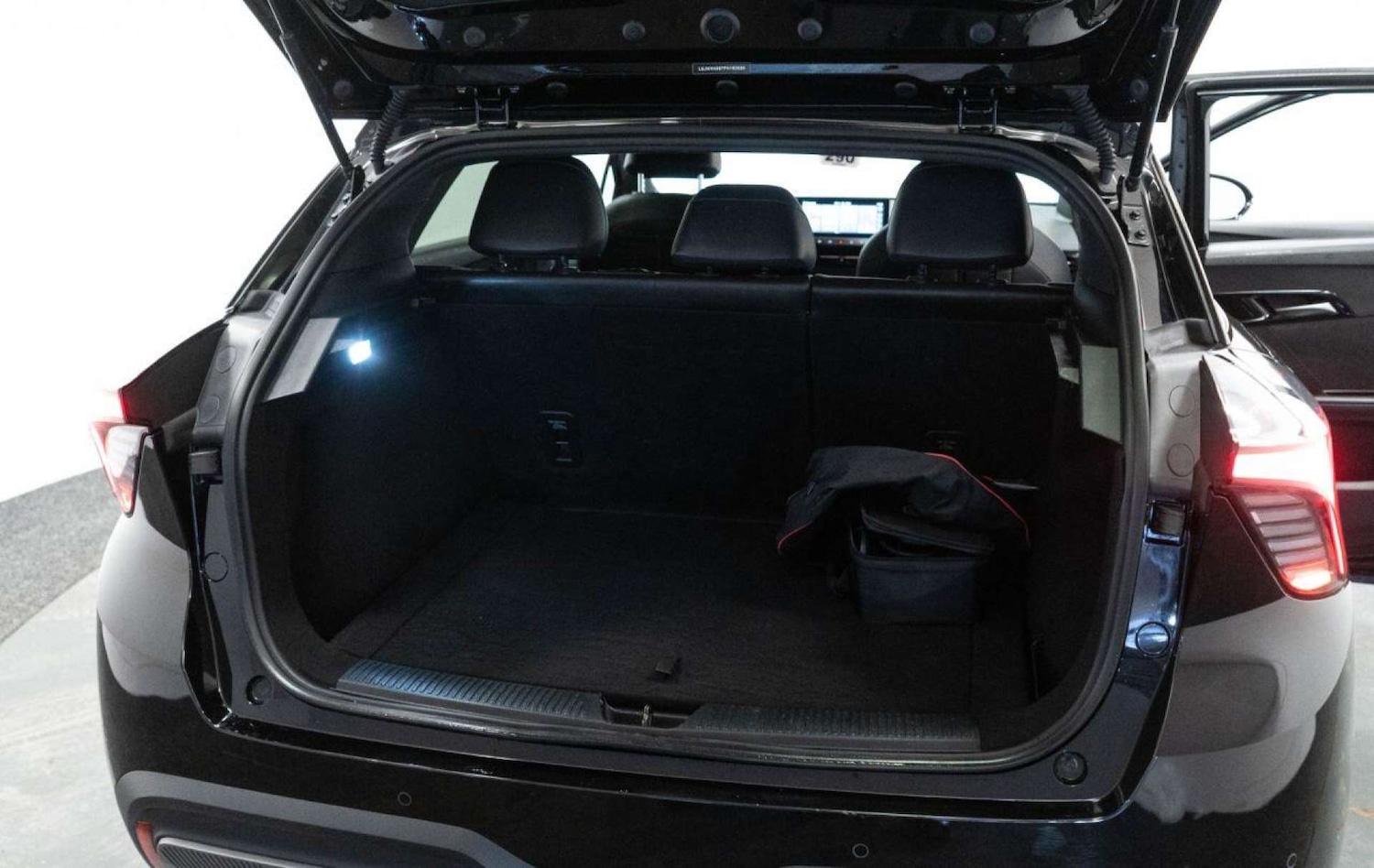 Used MG MG4 2023 for sale - 77930919: Photo 33