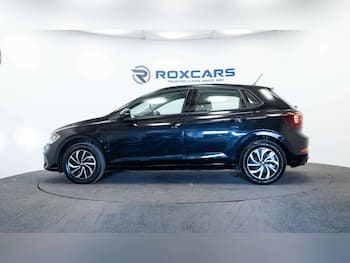 Used Volkswagen Polo 2024 for sale - 79481464: Photo