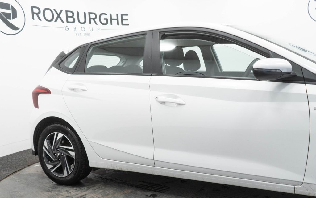 Used Hyundai i20 2023 for sale - 76867595: Photo 11