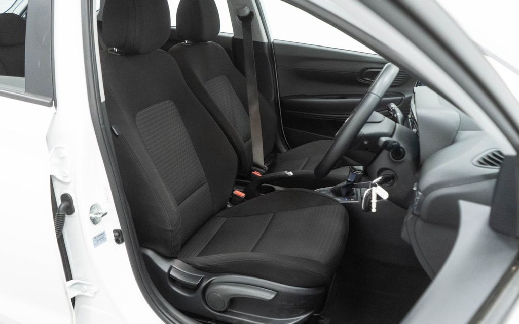 Used Hyundai i20 2023 for sale - 76867595: Photo 19