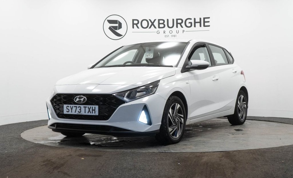 Used Hyundai i20 2023 for sale - 76867595: Photo 3