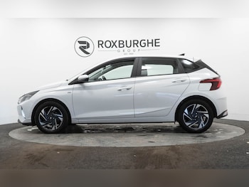 Used Hyundai i20 2023 for sale - 76867595: Photo