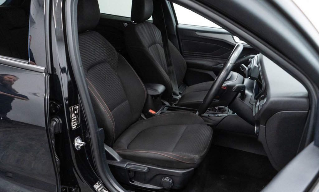 Used Ford Focus 2022 for sale - 76792315: Photo 21