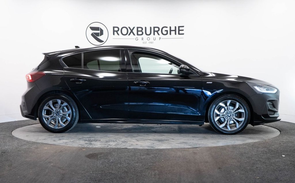 Used Ford Focus 2022 for sale - 76792315: Photo 9