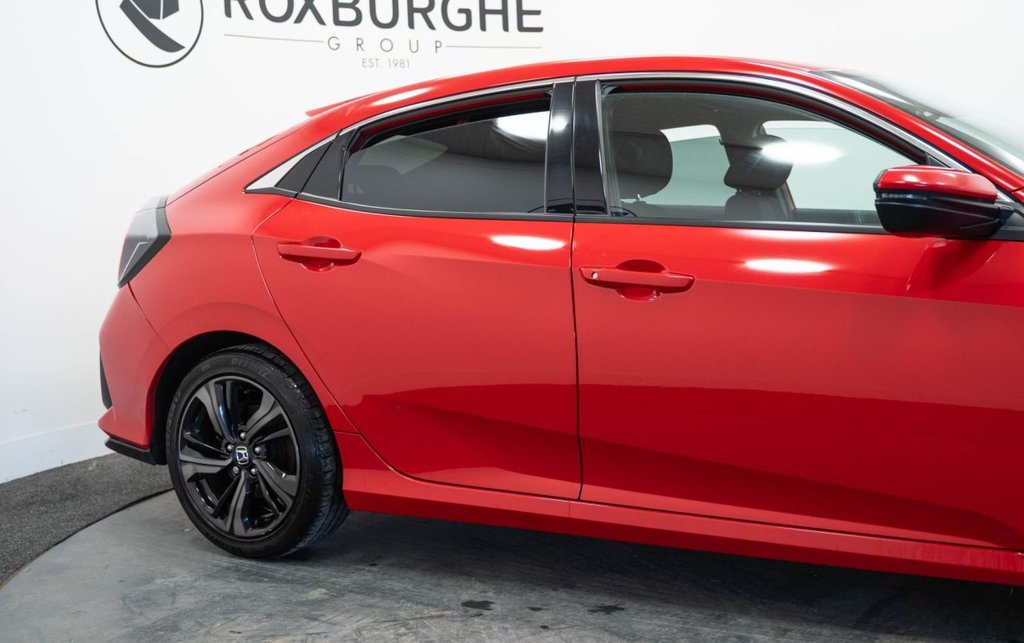 Used Honda Civic 2019 for sale - 76279750: Photo 13