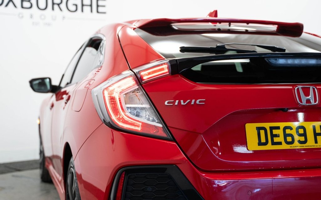 Used Honda Civic 2019 for sale - 76279750: Photo 17