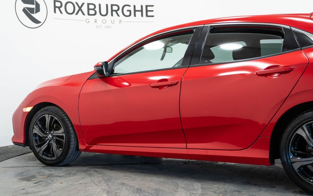 Used Honda Civic 2019 for sale - 76279750: Photo 20