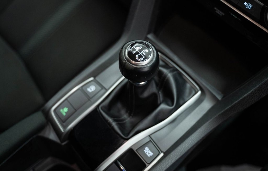 Used Honda Civic 2019 for sale - 76279750: Photo 29