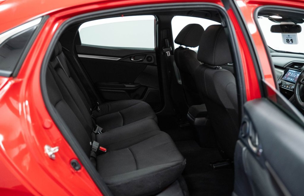 Used Honda Civic 2019 for sale - 76279750: Photo 33
