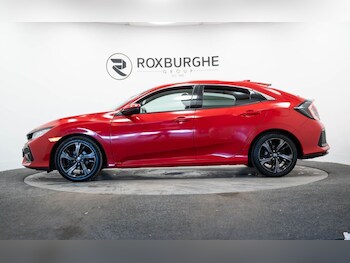 Used Honda Civic 2019 for sale - 76279750: Photo 4