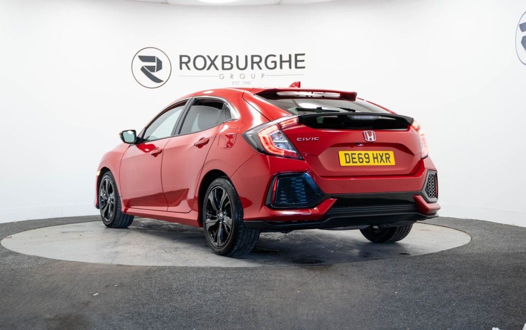 Used Honda Civic 2019 for sale - 76279750: Photo 5