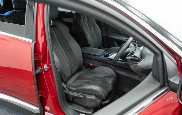 Used Peugeot 5008 2021 for sale - 76223200: Photo 22