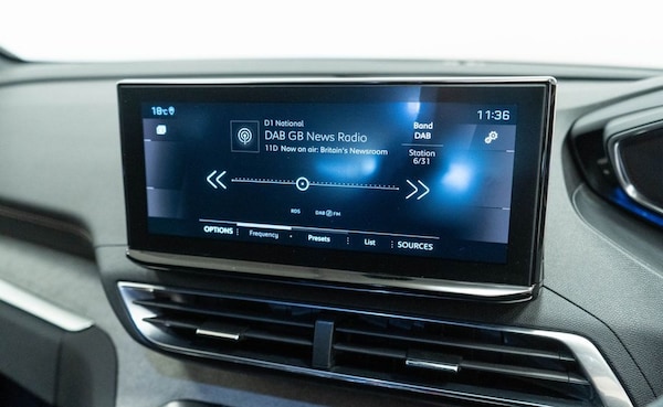 Used Peugeot 5008 2021 for sale - 76223200: Photo 25